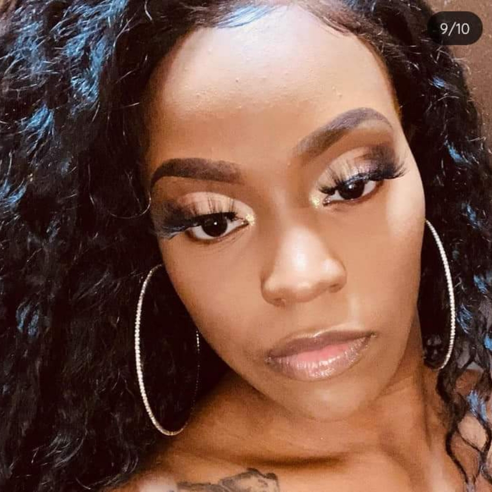 Meet your Posher, Alisha